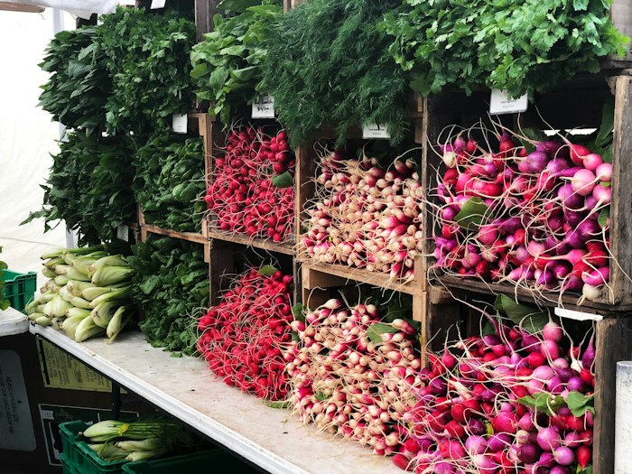 Fresh produce market